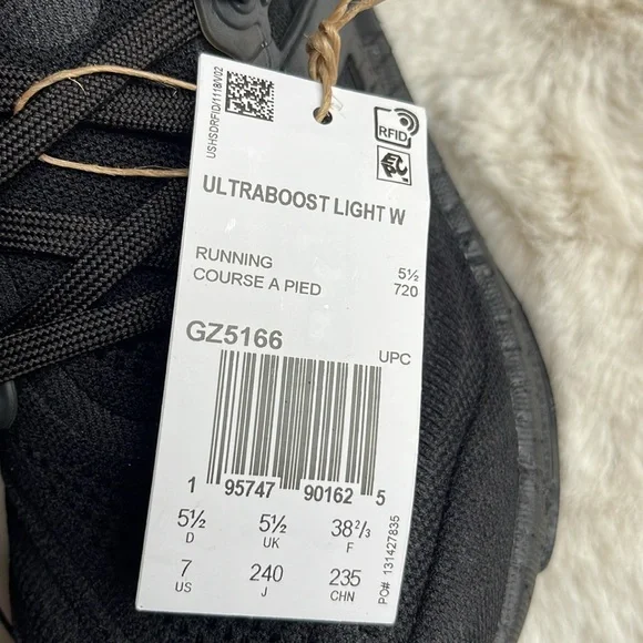 Adidas Y-3 Ultraboost light women’s running shoes size 7